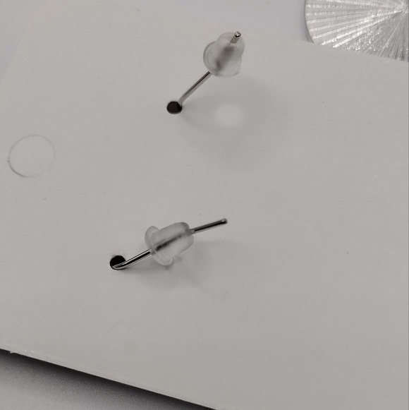 FENDI Zipper Pulls (2) W/Shepherd Hooks - Picture 5 of 5